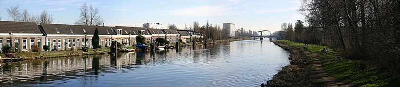 De Delfshavense Schie in Overschie