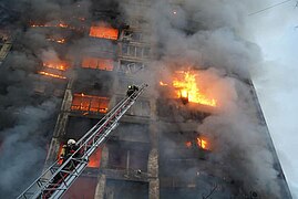 Edificio de 16 pisos en el distrito de Svyatoshinsky, 15 de marzo.