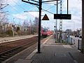 Durchfahrender RE nach Dresden im Bahnhof St Egidien (2016)