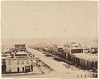 Die Bourke Street in Melbourne, Blick nach Westen von der Spring Street, um 1858