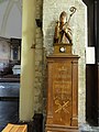 Buste van de heilige Acarius in Haspres