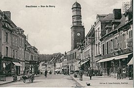 Doullens et son beffroi.