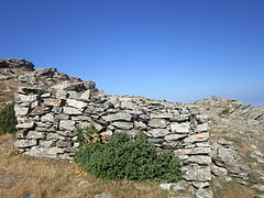 Shelter near the summit of Monte Stellu