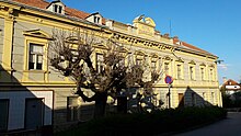 leerstehendes Hotel Rabensteiner in Pottschach