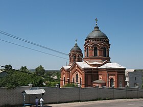 Вид монастыря с шоссе Харьков-Змиев