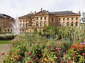 Façade et parterre floral (2012)