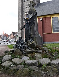 Mémorial de la guerre par Aloïs De Beule dans le parc municipal.