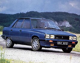 Renault 9.