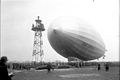 Luftskipet Graf Zeppelin lander i Staaken i november 1928