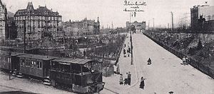 Lokalbahnlok 'FRIESENHEIM' (später 99 084) um 1900 am Ludwigshafener Jubiläumsbrunnen beim Kleinbahnhof Ludwigshafen-Brücke