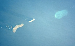 צפון-מערב איי מרקיז, האטוטו הוא האי במרכז
