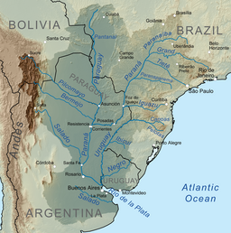 Mapo de Baseno de Plata-rivero, montranta riveron Plata apud kunfluejo de riveroj Parano kaj Urugvajo, proksime de Bonaero.