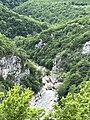 Tal des Tskaltsitela Fluss vom Kloster Motsameta in Georgien