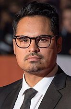 Michael Peña dans le rôle de T.K. Poole.