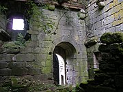 Entrada ó recinto interior.