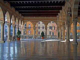 Loggia del Lionello.