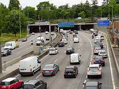 Tunel w pobliżu Porte d'Auteuil. Zdjęcie wykonano w czerwcu 2012 roku.