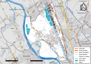 Carte en couleur présentant le réseau hydrographique de la commune