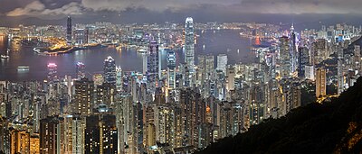 ’n Nagtelike uitsig oor Hongkong, een van twee spesiale administratiewe streke van die Volksrepubliek China.