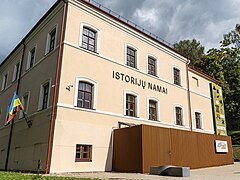 Istorijų namai