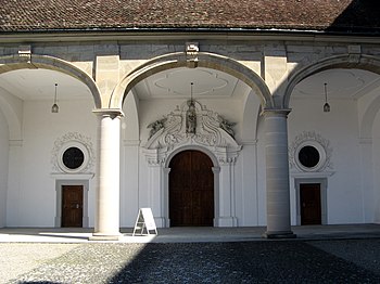 Hauptportal der Klosterkirche Muri
