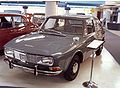 「SAAB・ダイハツ」として展示されている99のプロトタイプ。