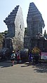 Candi Bentar di Pemakaman Soekarno