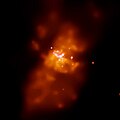 Citra sinar-X dari galaksi Messier 82. Citra ini menunjukkan adanya gelembung pada galaksi ini yang mengembang ke luar galaksi