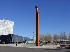 Fraternitat (1992), de Miquel Navarro, Rambla Prim amb Garcia Fària.