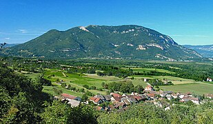 Le Grand Colombier (1 534 m) point culminant du Bugey, dans l'est.