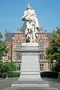 Monument à François Anneessens.