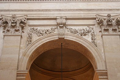 Decoration of nave arcades