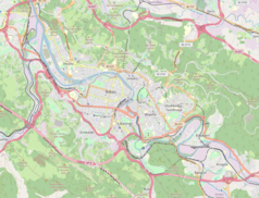 Mapa konturowa Bilbao, blisko centrum na lewo znajduje się punkt z opisem „San Mamés”