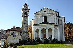 Madonnan kirkko (Santuario Madonna del Sasso).