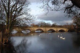 Bridge over River Wharfe at Otley.jpg