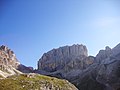 Catinaccio d'Antermoia,visibile la croce - panoramio.jpg4 000 × 3 000; 2,94 MB