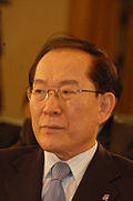 Lee Hoi-chang (2010).jpg