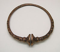 Bronze 4th-century BC buffer-type Celtic torc from France