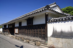 日下家住宅（大庄屋屋敷）の長屋門