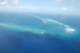 Vue du sud-ouest du récif Kingman en regardant vers le nord.