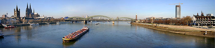Köln - Vedere panoramică de pe podul Deutz
