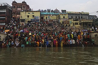 Kedar Gat v času Kartika Purnima