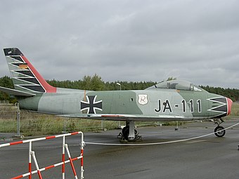 Atual cruz de ferro em um Canadair Sabre da Força Aérea Alemã (JG 71)