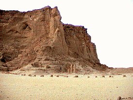 Руины храма Амона у скалы Джебель-Баркал