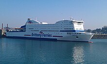 Le ferry « Armorique » arrivant au port.