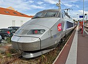 Treinstel 361 in het station van Arcachon