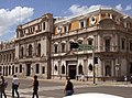 El ayuntamiento de la ciudad, frente a la Plaza de Armas.