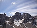 Cima Uomo m. 3003 parete nord ,dal Col Ombert (visibile la croce di vetta) - panoramio.jpg4 000 × 3 000; 3,94 MB