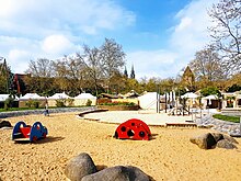 Insel Schütt, Spielplatz