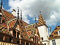 Toit polychrome des Hospices de Beaune